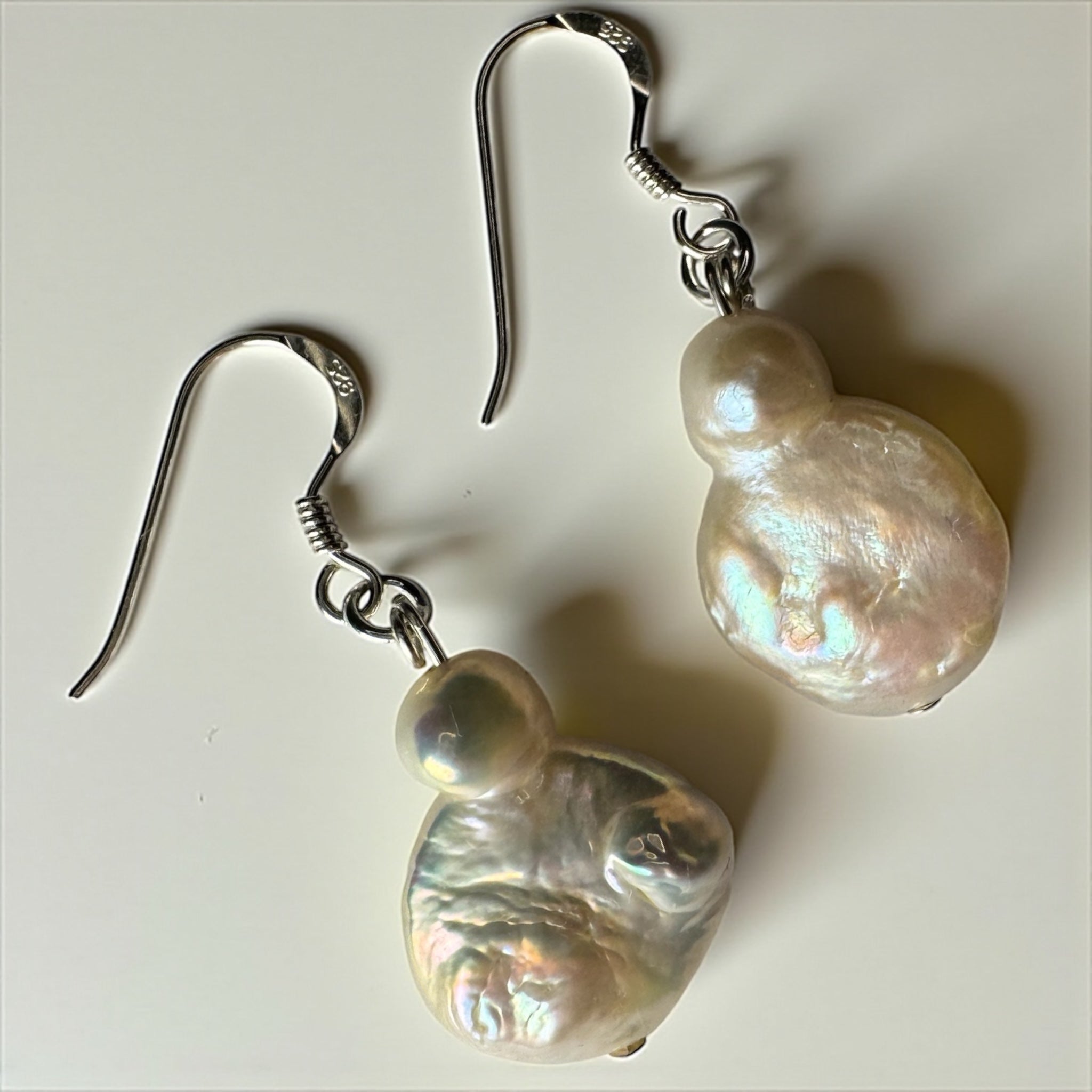 Luna pearl drops